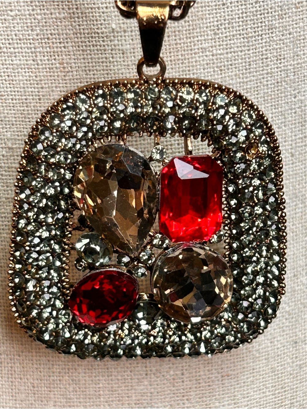 Vintage Style Red & Smoky Crystal Pavé Square Pendant Necklace Moody Vibe - Picture 4 of 7